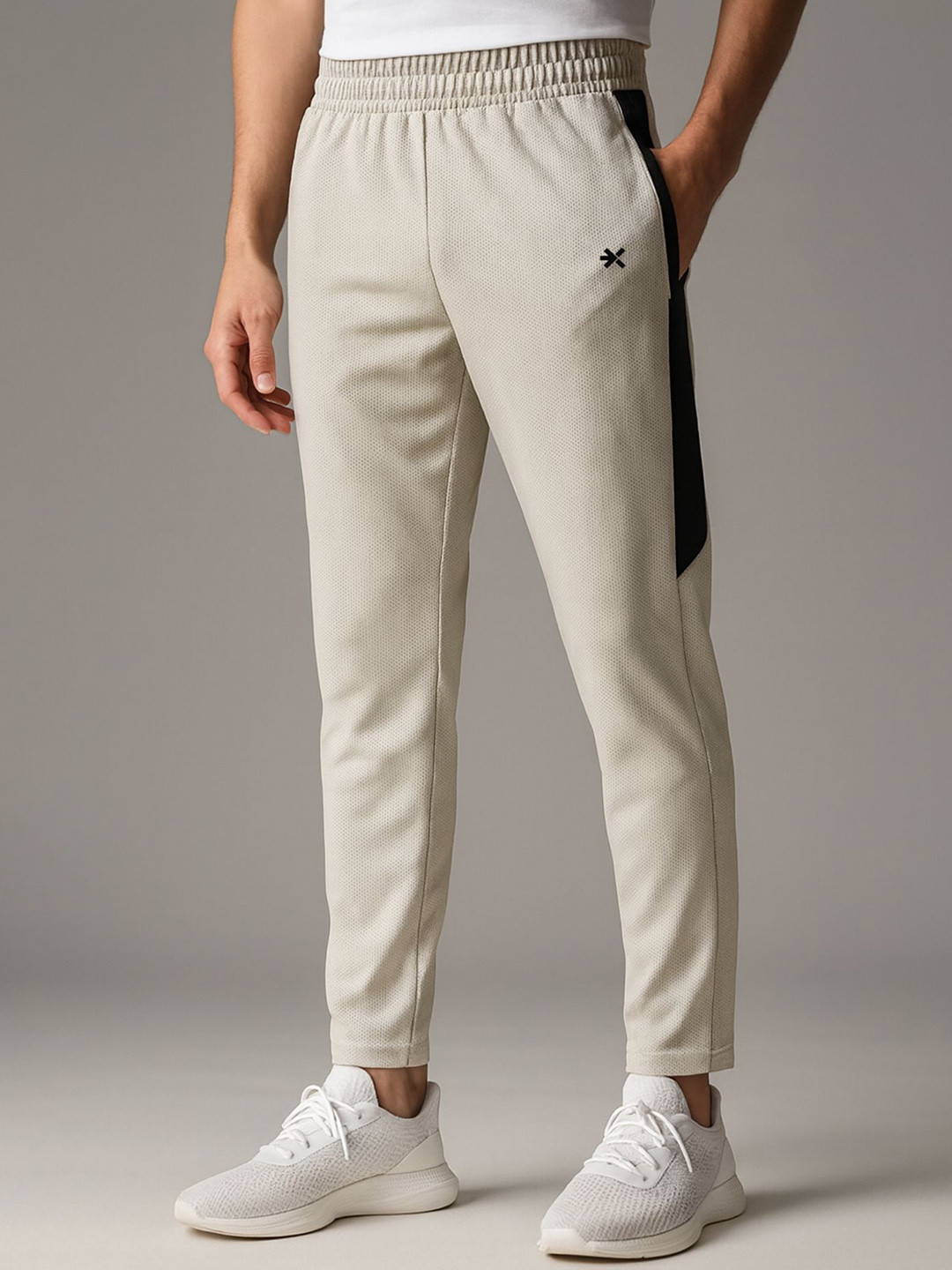 HRX by Hrithik Roshan Men Striped Mid-Rise Cricket Track Pant