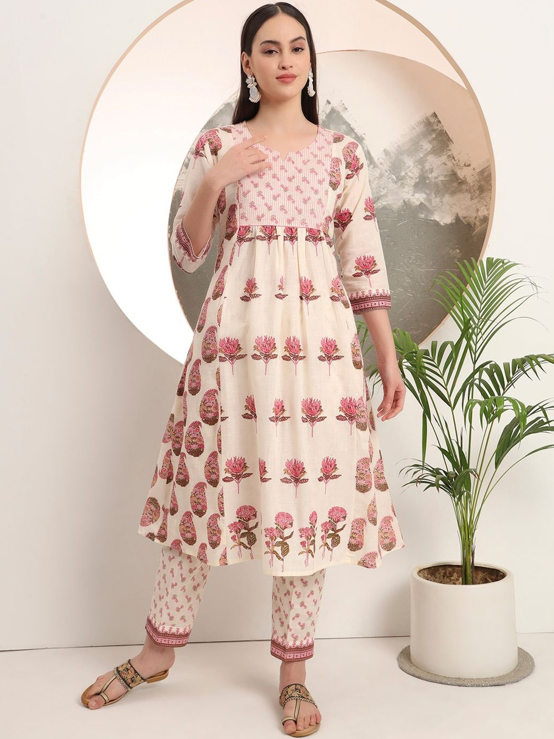 Span Floral Printed Empire Pure Cotton Kurta With Trouser