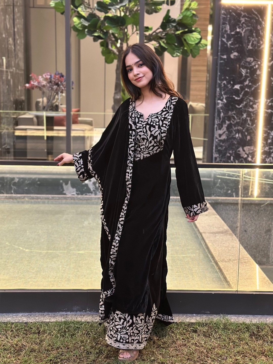 Akaya Embroidered Notch Neck Thread Work Velvet A-Line Kurta With Palazzos & Dupatta