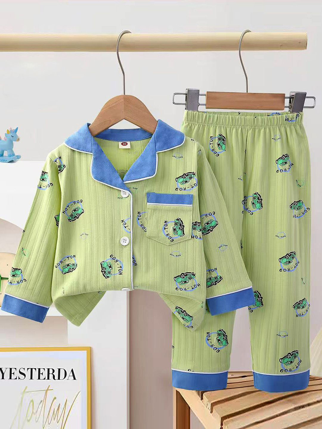 Little Surprise Box LLP Unisex Kids Printed Night suit