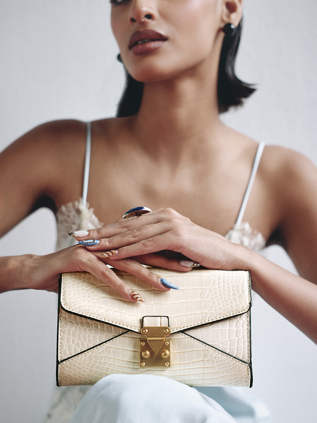 MIRAGGIO Sera Clutch Bag With Shoulder Strap