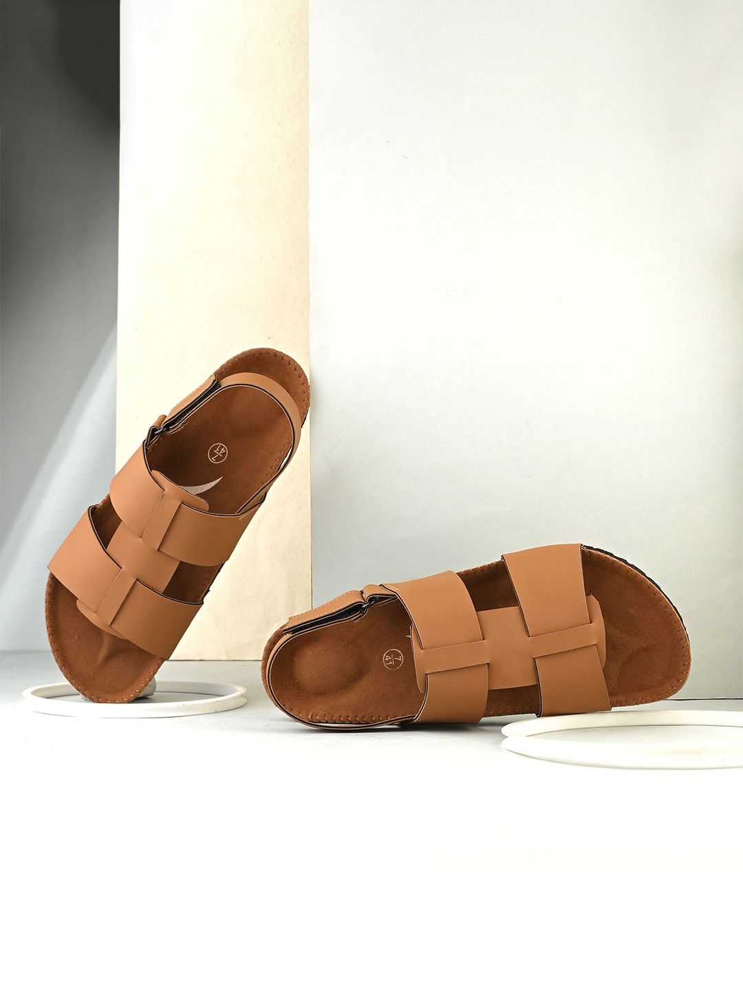 Vellinto Men Velcro Padded Comfort Sandals
