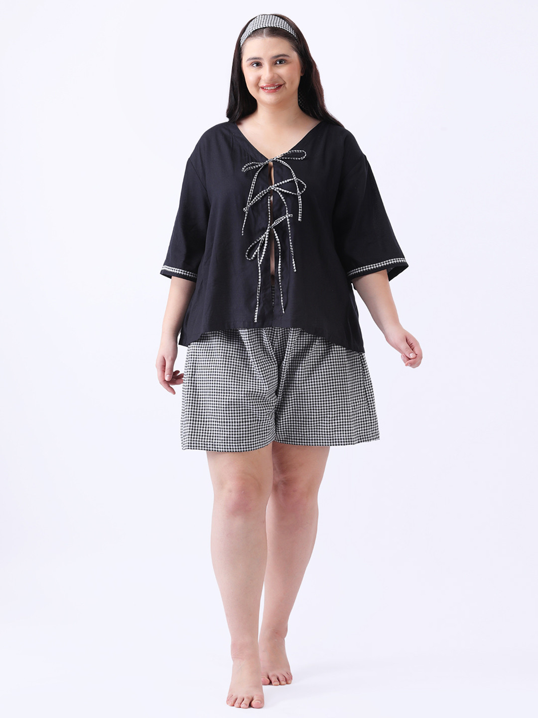 Qurvii+ Women Checked V-Neck Top & Shorts Co-rds Set