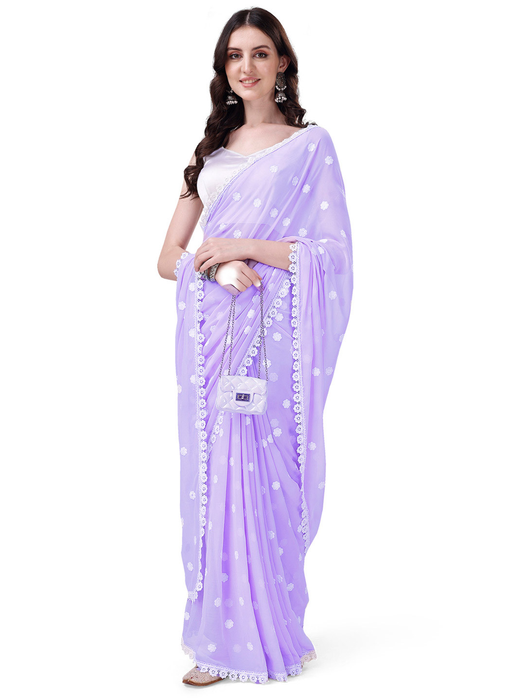 HESVI Women Pure Georgette Floral Embroidered Saree