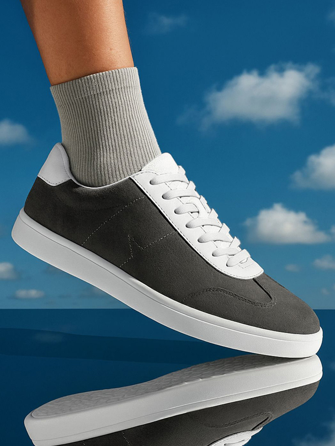 Bewakoof Men's Dark Grey & White Color Block Low-Top Sneakers