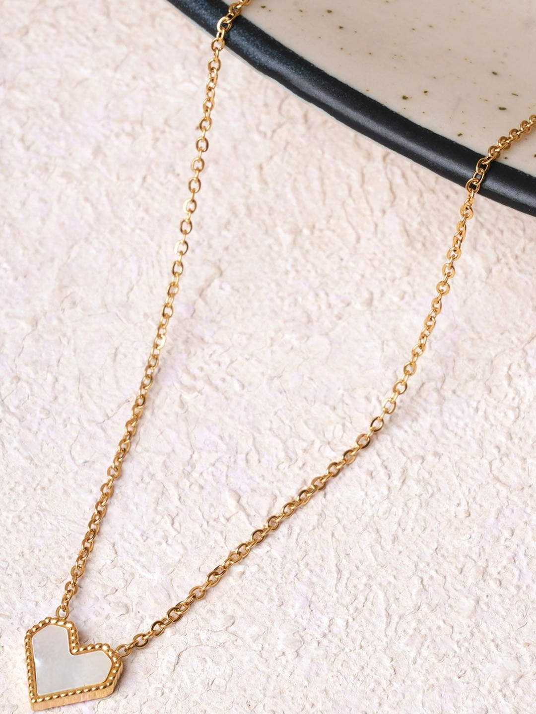 PALMONAS Stainless Steel Gold-Plated Waterproof Windowpane Heart Frame Pendant Chain