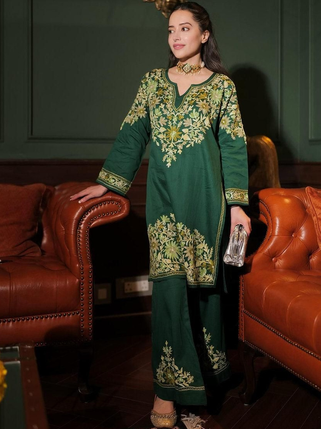 HOUSE OF KARI Komal X HOK Kashmiri Aari Embroidered Cotton Silk Kurta Set With Farsi Pant