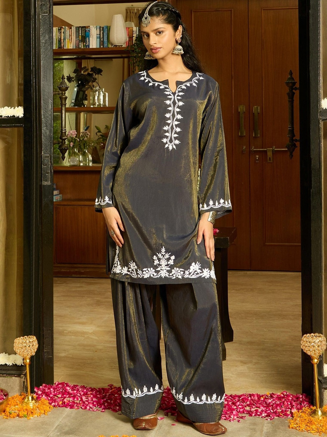 HOUSE OF KARI Women Navy Blue Chikankari Viscose Kurta Set With Farsi Pants