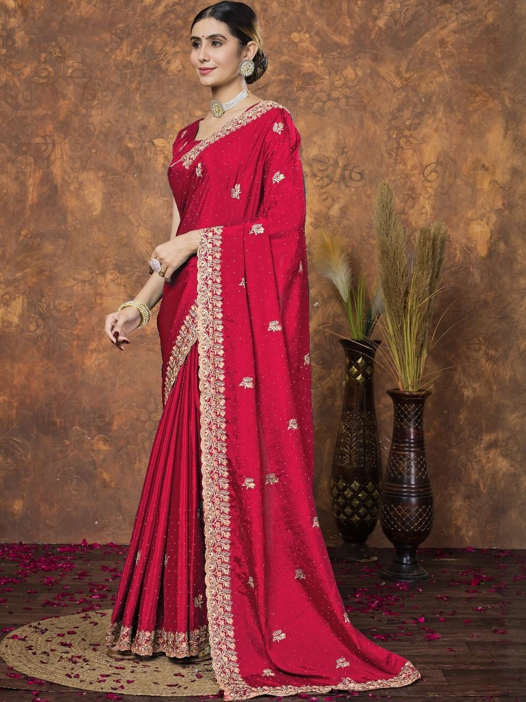 THE WHITE RABBIT Embellished Embroidered Cocktail Maheshwari Saree