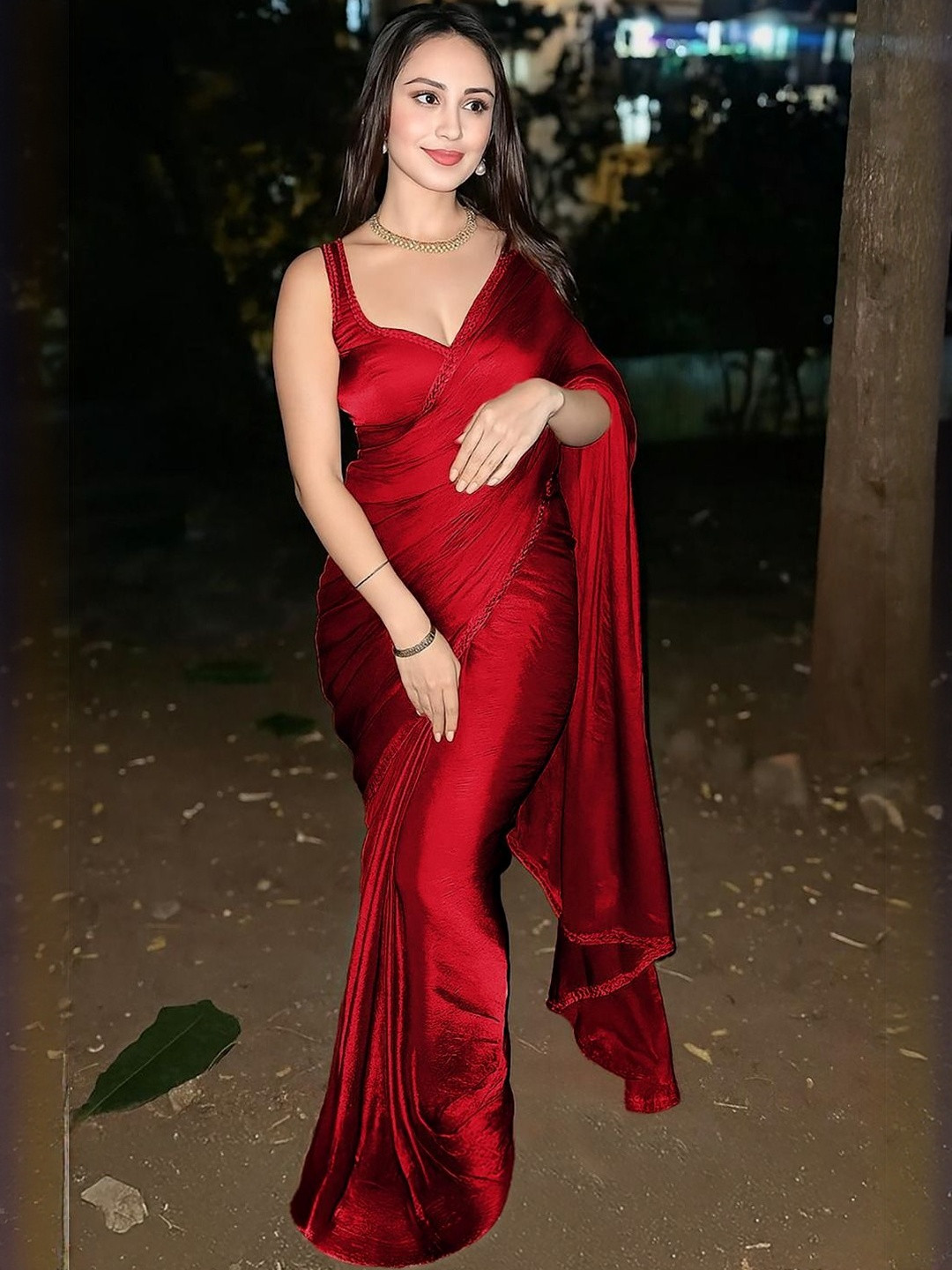 HERE&NOW Organza Party Saree With Unstitched Blouse