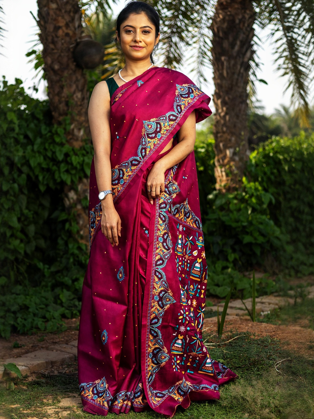 RAM SHYAM collection Ethnic Motifs Embroidered Kantha Saree