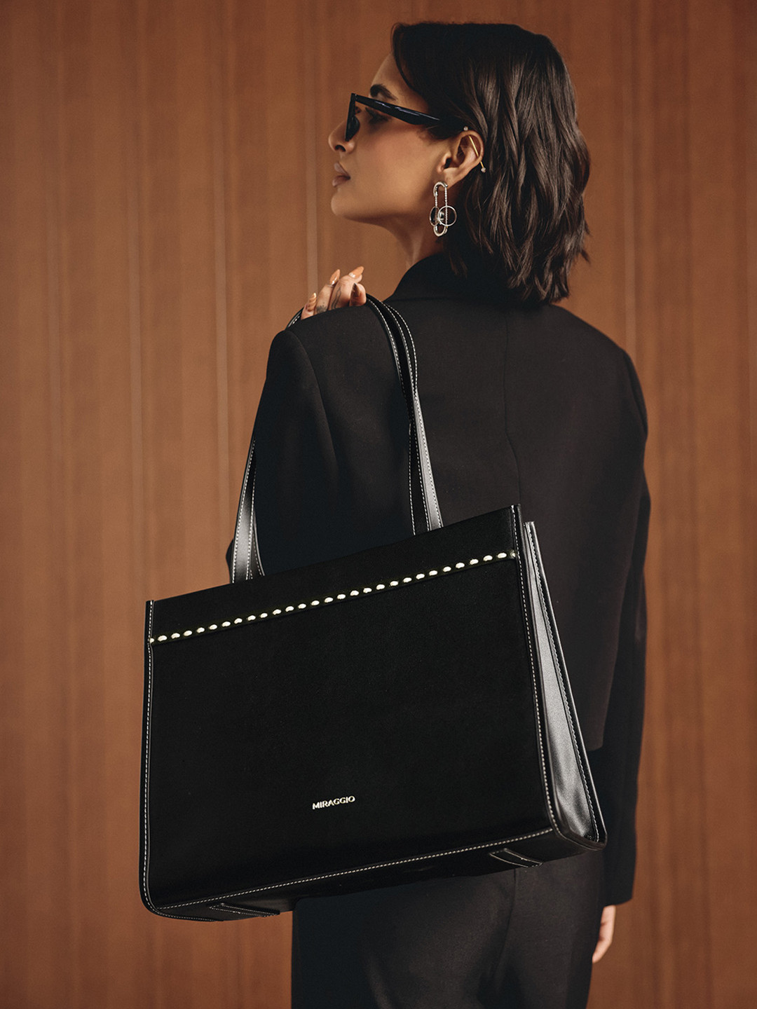 MIRAGGIO Cairo Women Textured Structured Tote Bag