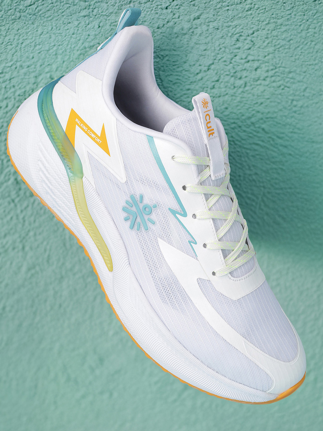 CULT Men's White StepSync Casual Shoes