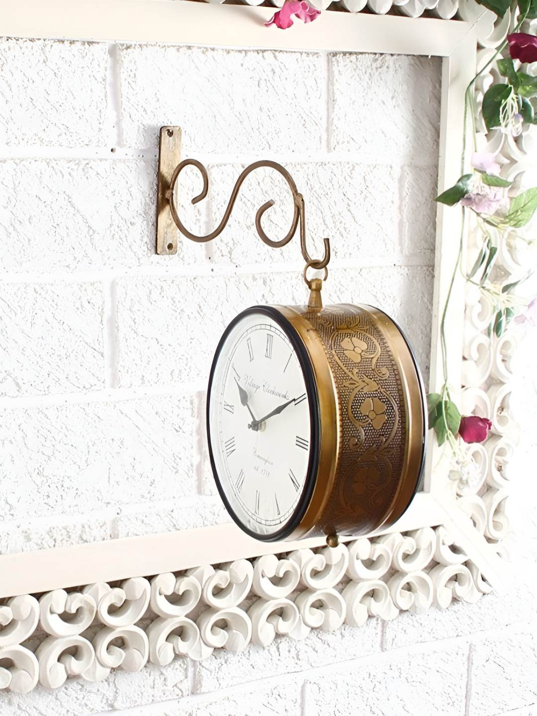 Unravel India Black & Gold-Toned Textured Vintage Wall Clock