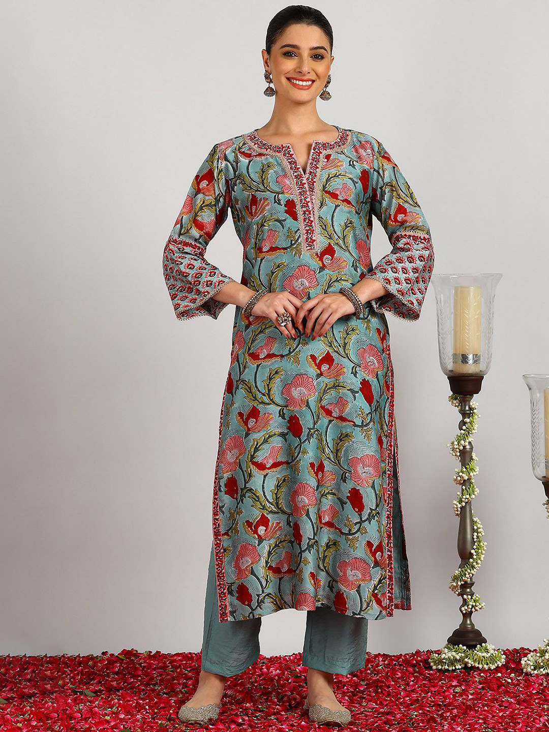 Tahiliya Women Floral Printed Block Printed Handloom Chanderi Silk Kurta