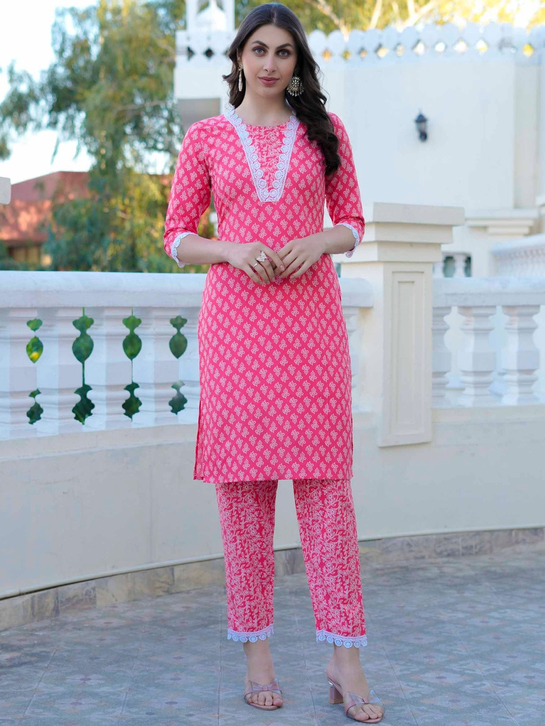 Moda Rapido Ethnic Motifs Printed Round Neck Kurta With Trousers