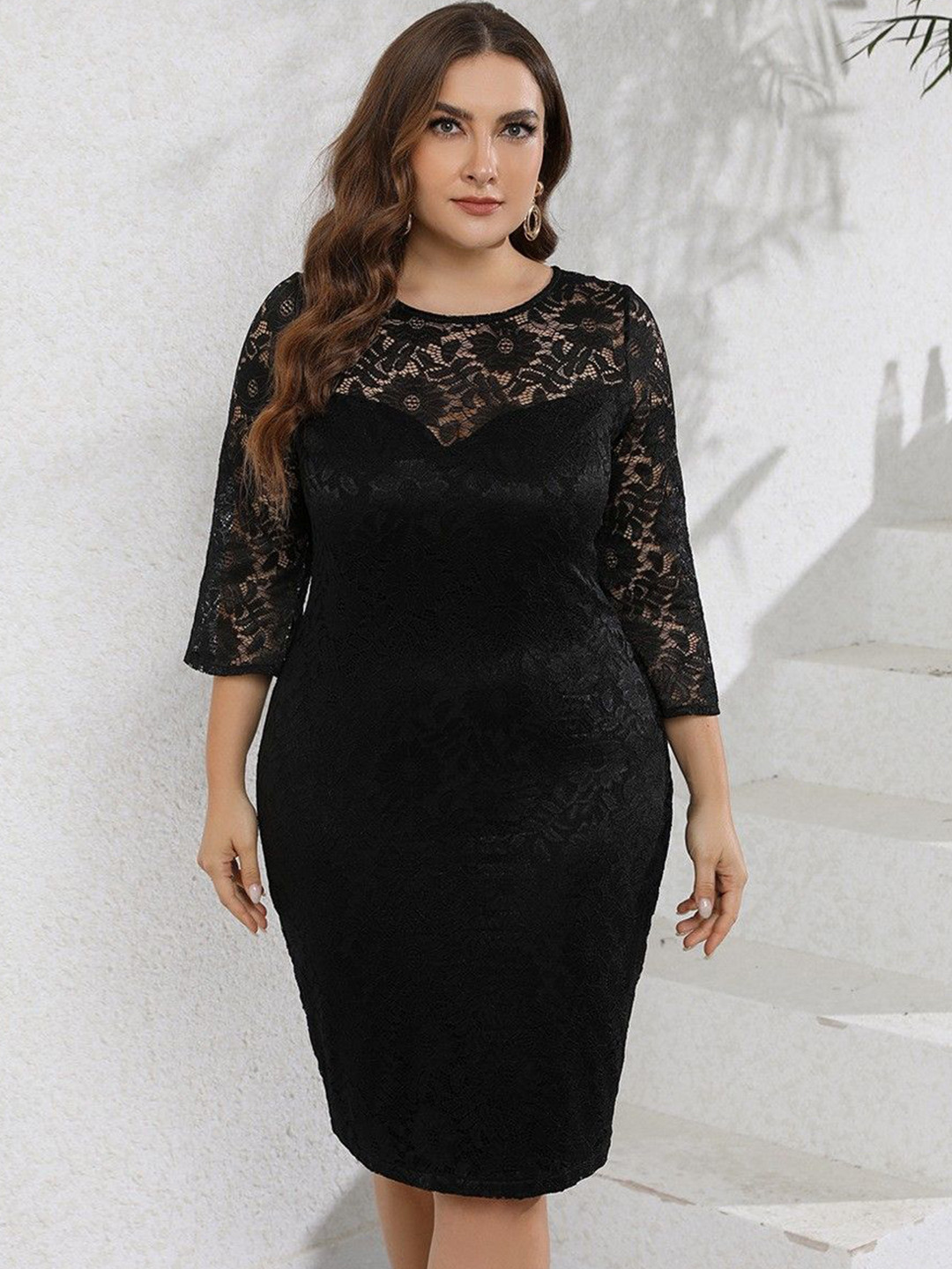 Sztori Lace Round Neck Bodycon Dress