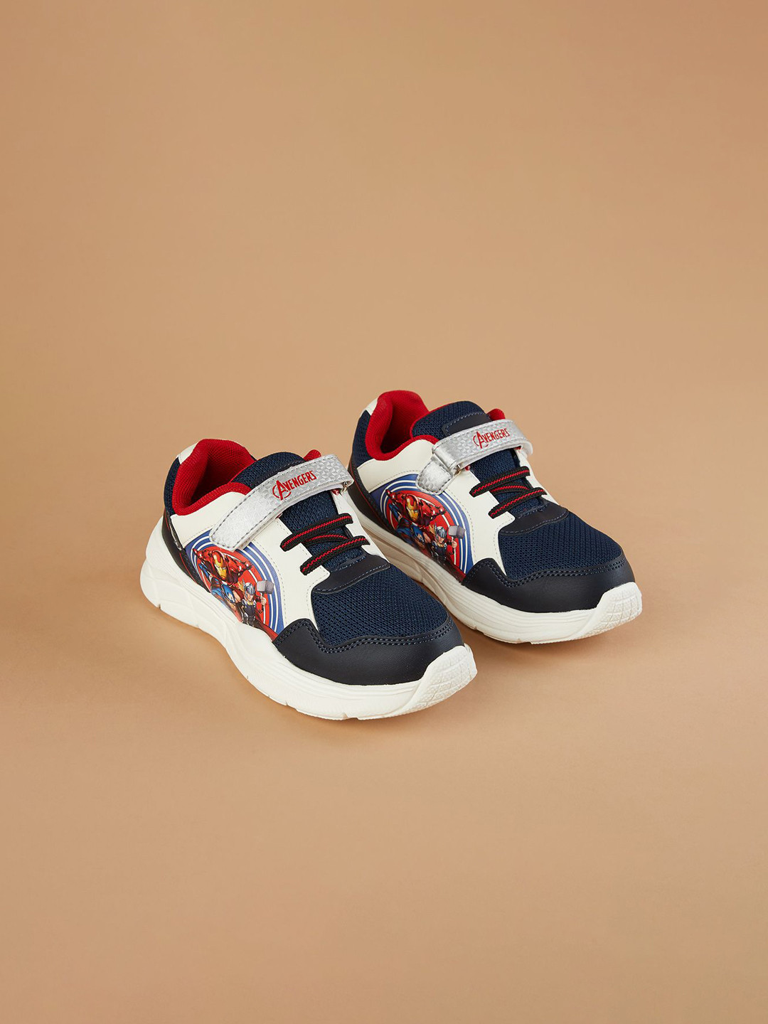 Fame Forever by Lifestyle Boys Colourblocked Round Toe Lace-Ups Sneakers