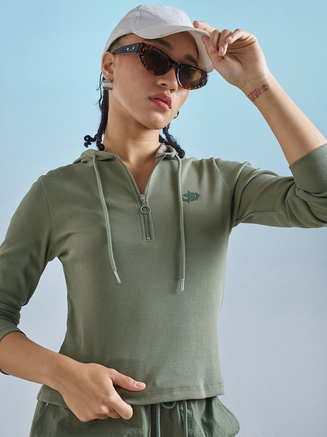 Street By Tokyo Talkies Women Front Zip Fitted Hooded Sweatshirt