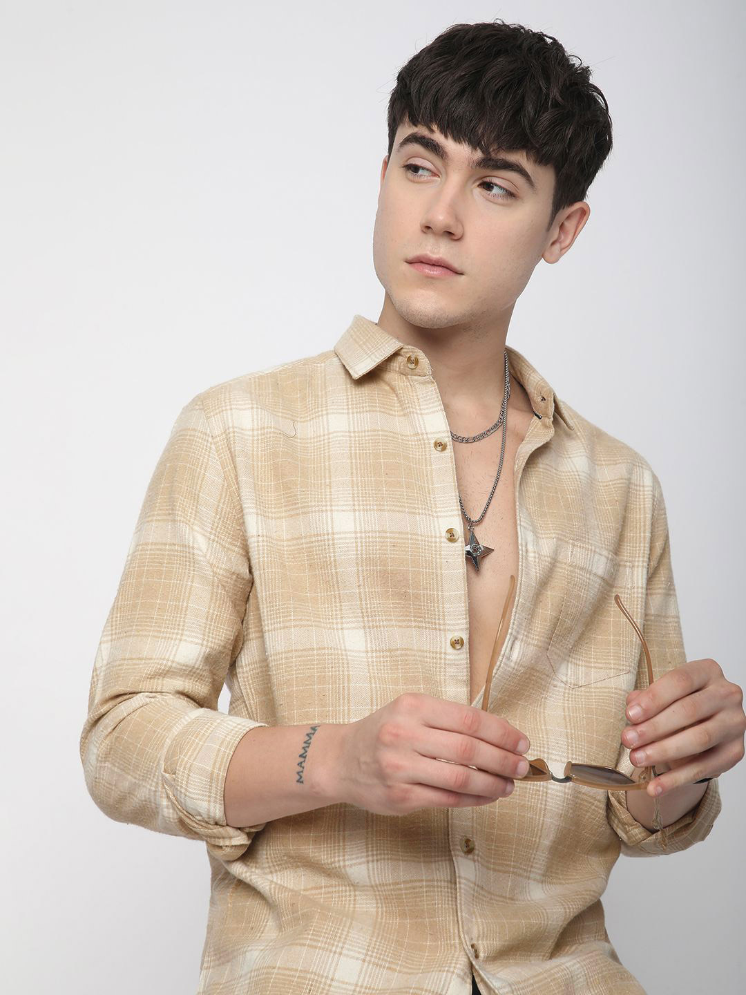 VASTRADO Pure Cotton Classic Slim Fit Cutaway Collar Tartan Checked Casual Shirt