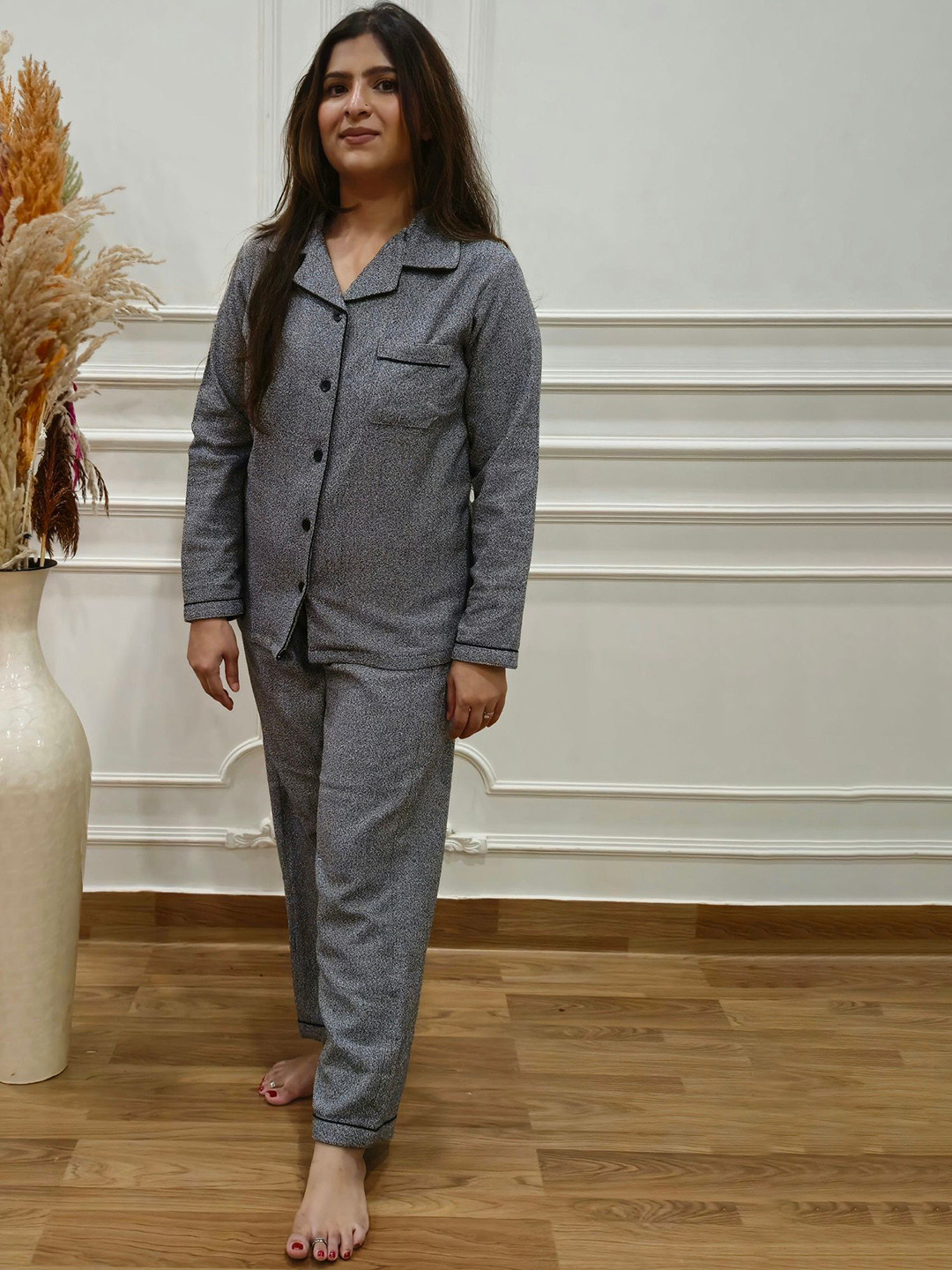 Freesia Array Women Lapel Collar Shirt Slip On Pyjamas Night suit