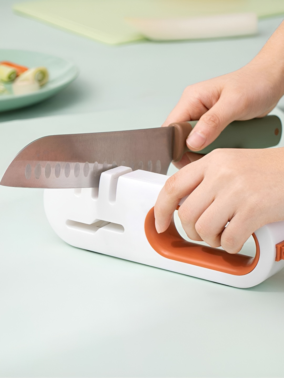Virtuous White Plastic Knife Sharpener