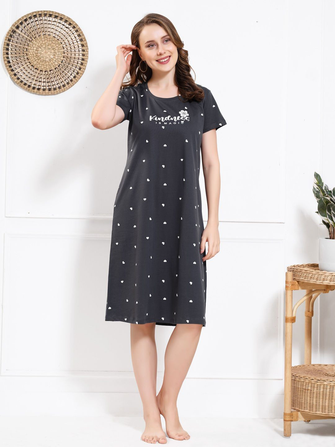 QUIRA Conversational Printed Pure Cotton Nightdress