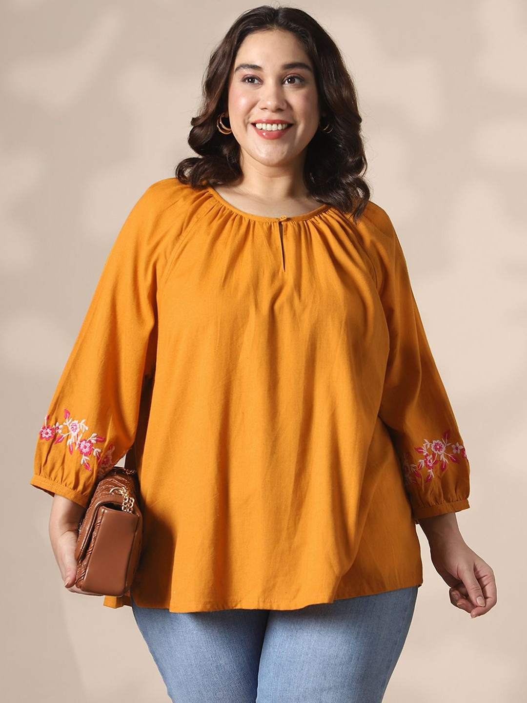 Globus Mustard Keyhole Detail Round Neck Floral Embroidered Raglan Sleeves Plus Size Top