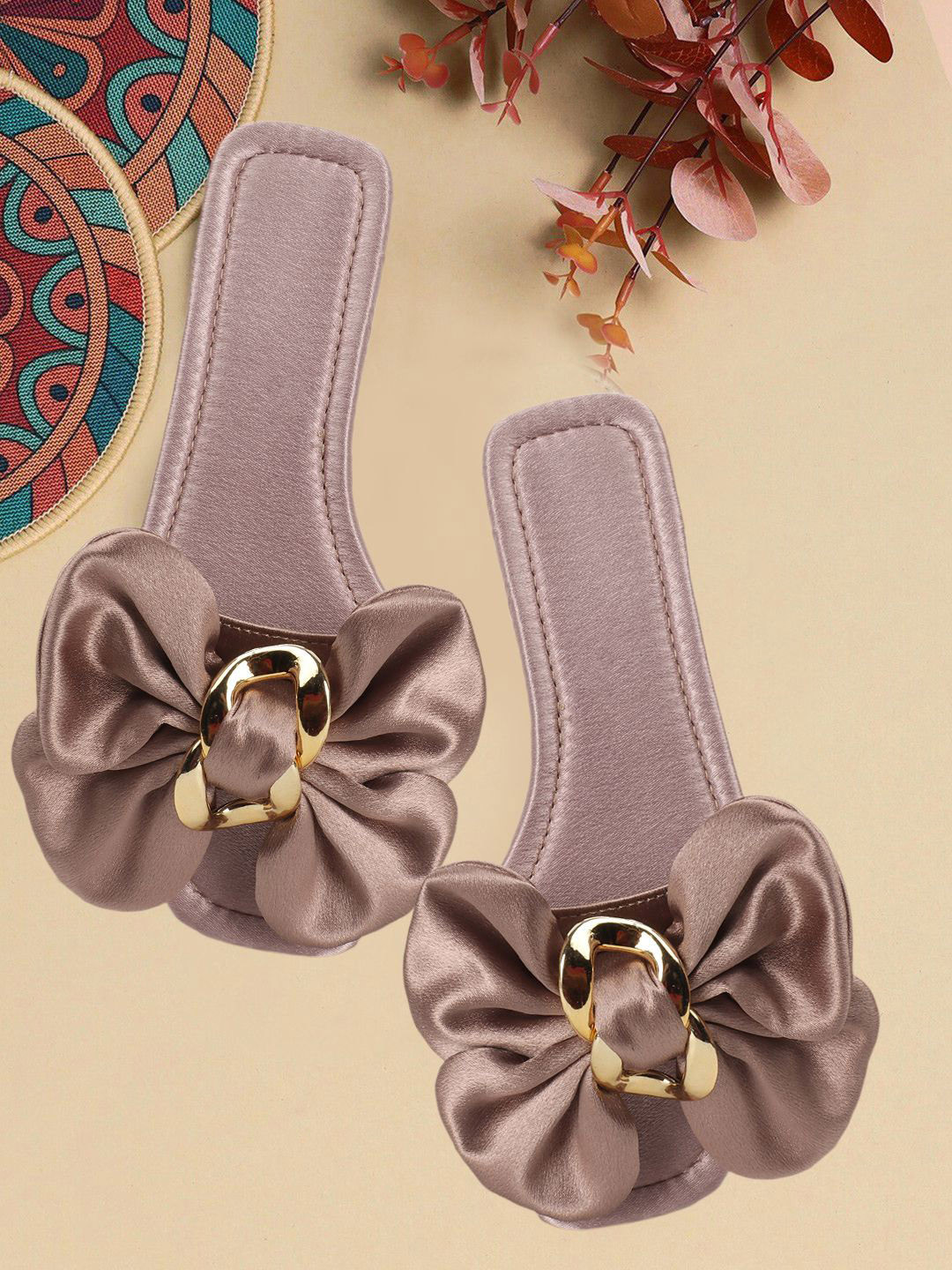 AVIVASTYLE Women Embellished Fashion with Bows Flats