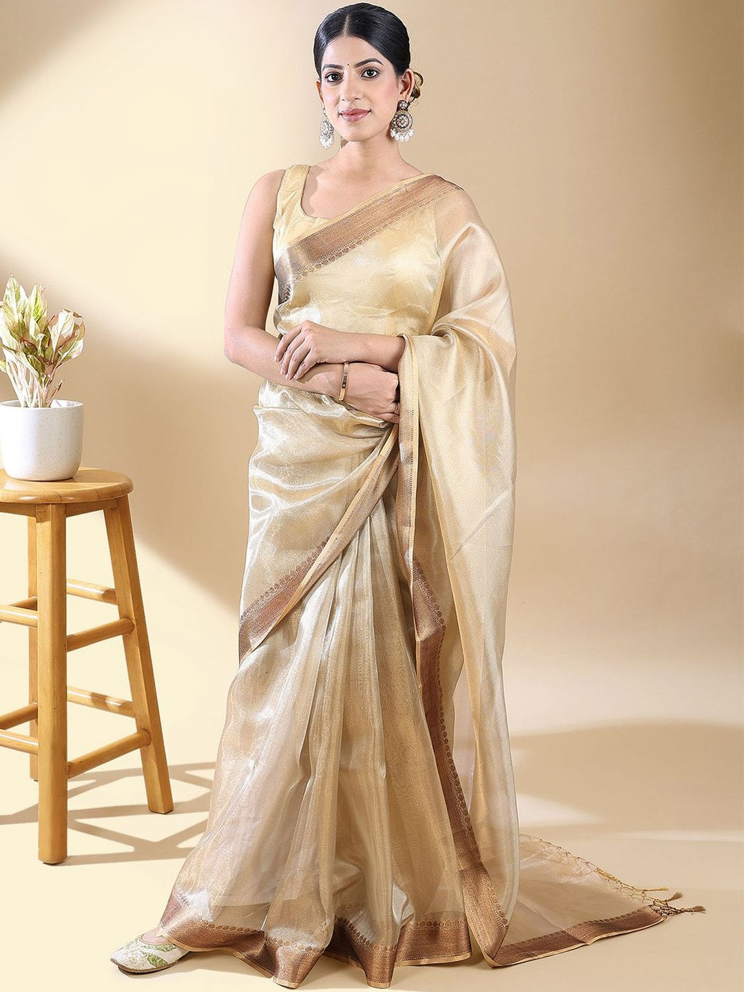 BAEDESI Woven Design Zari Tissue Saree