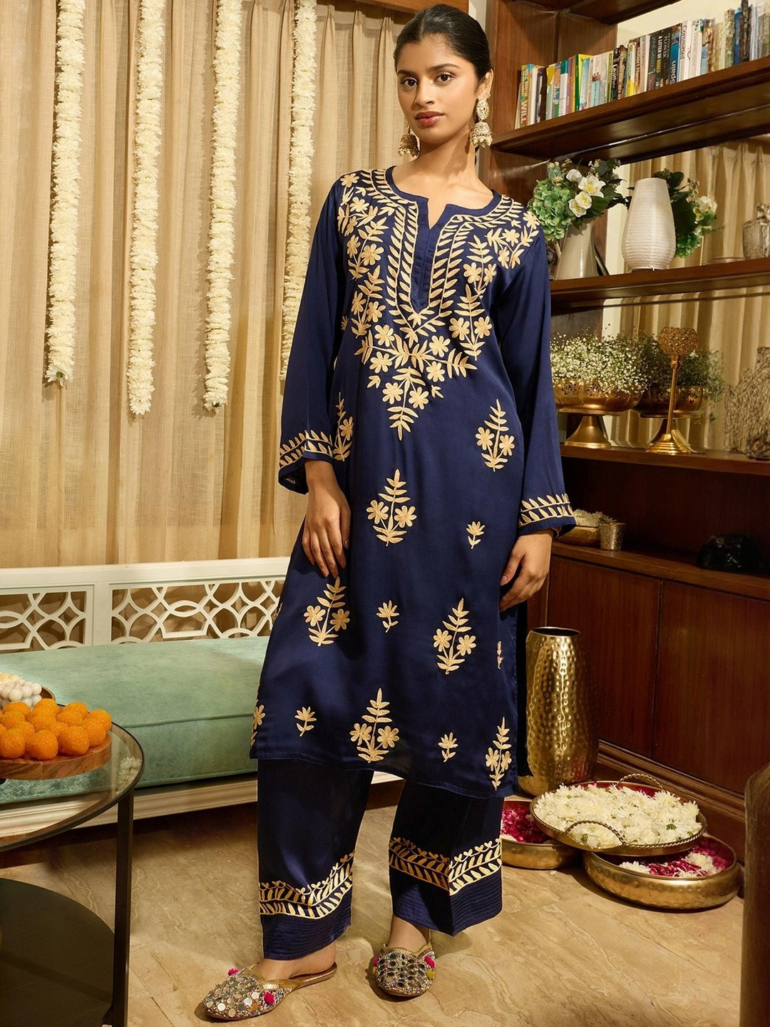 HOUSE OF KARI Navy Blue Kashmiri Aari Embroidered Satin Silk Kurta Set With Farsi Pants