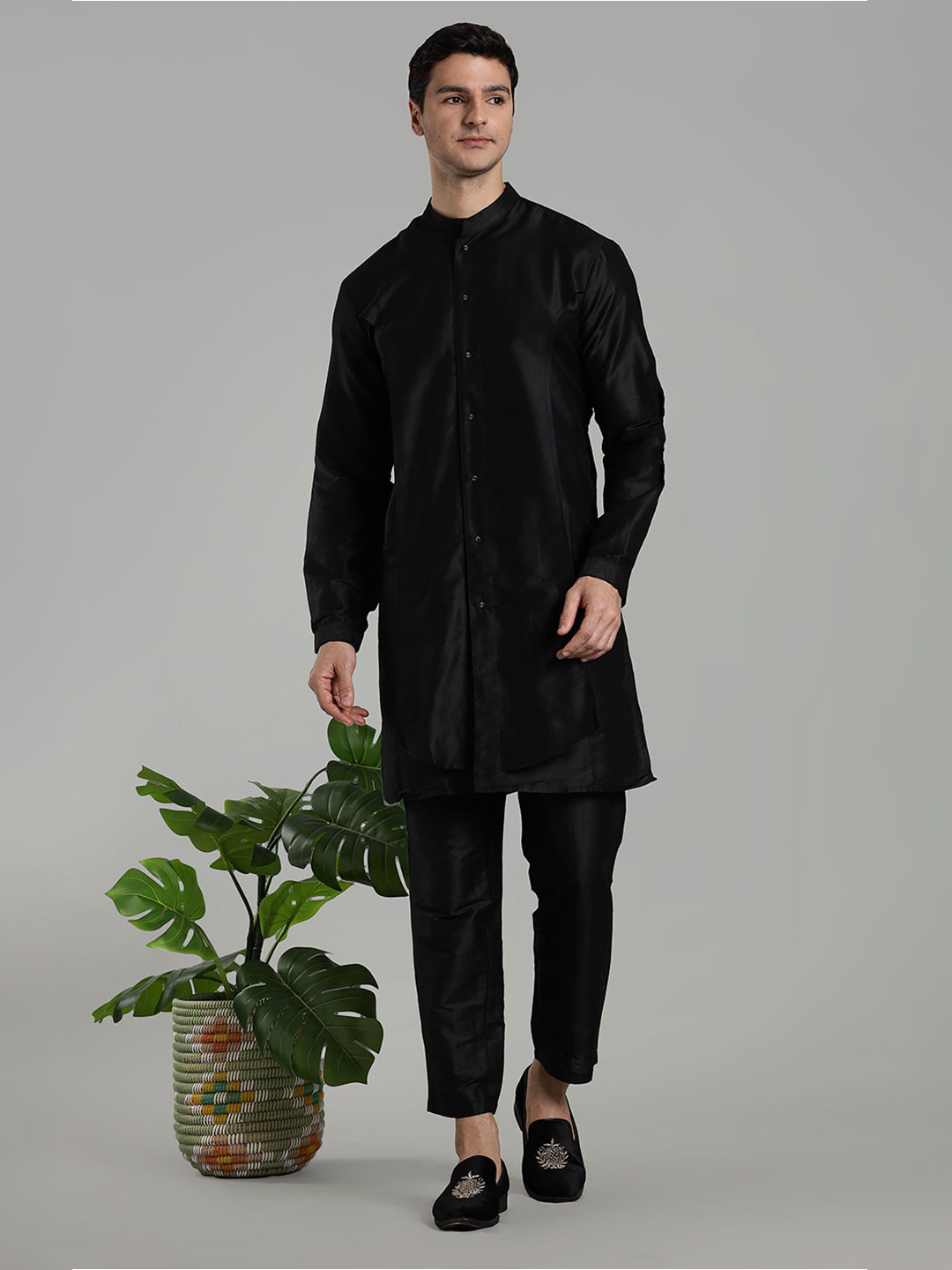 Abhishti Men Flap Detail Button Down Kurta