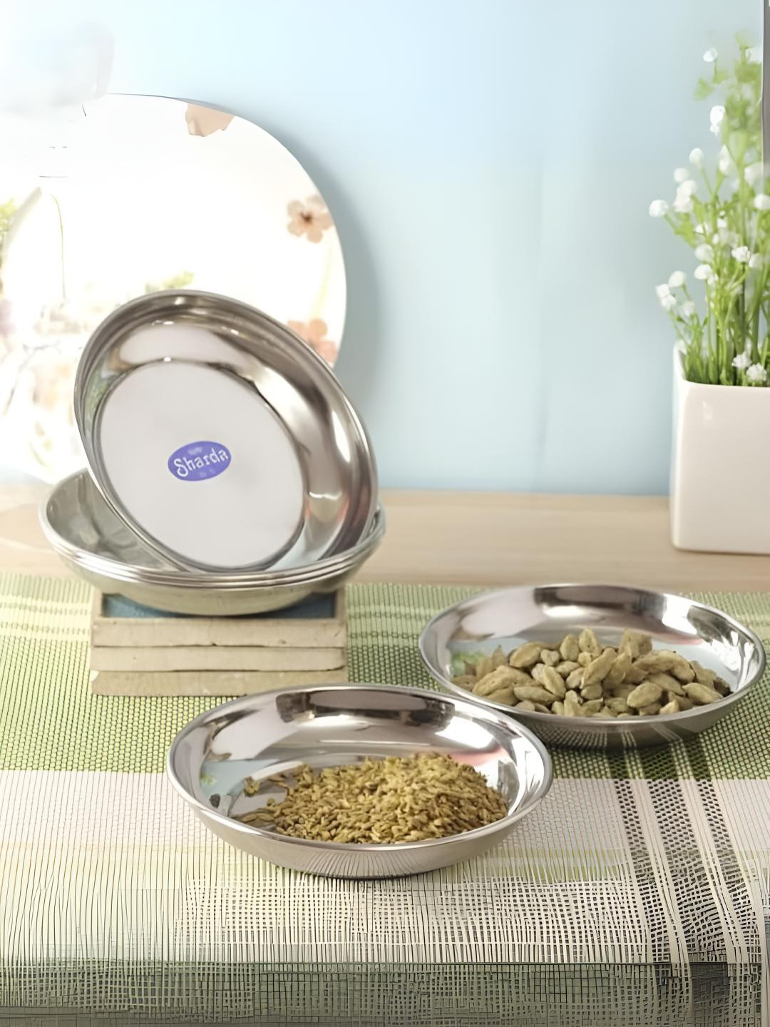 Sharda Metals Silver-Toned 6 Pieces Stainless Steel Glossy Plates