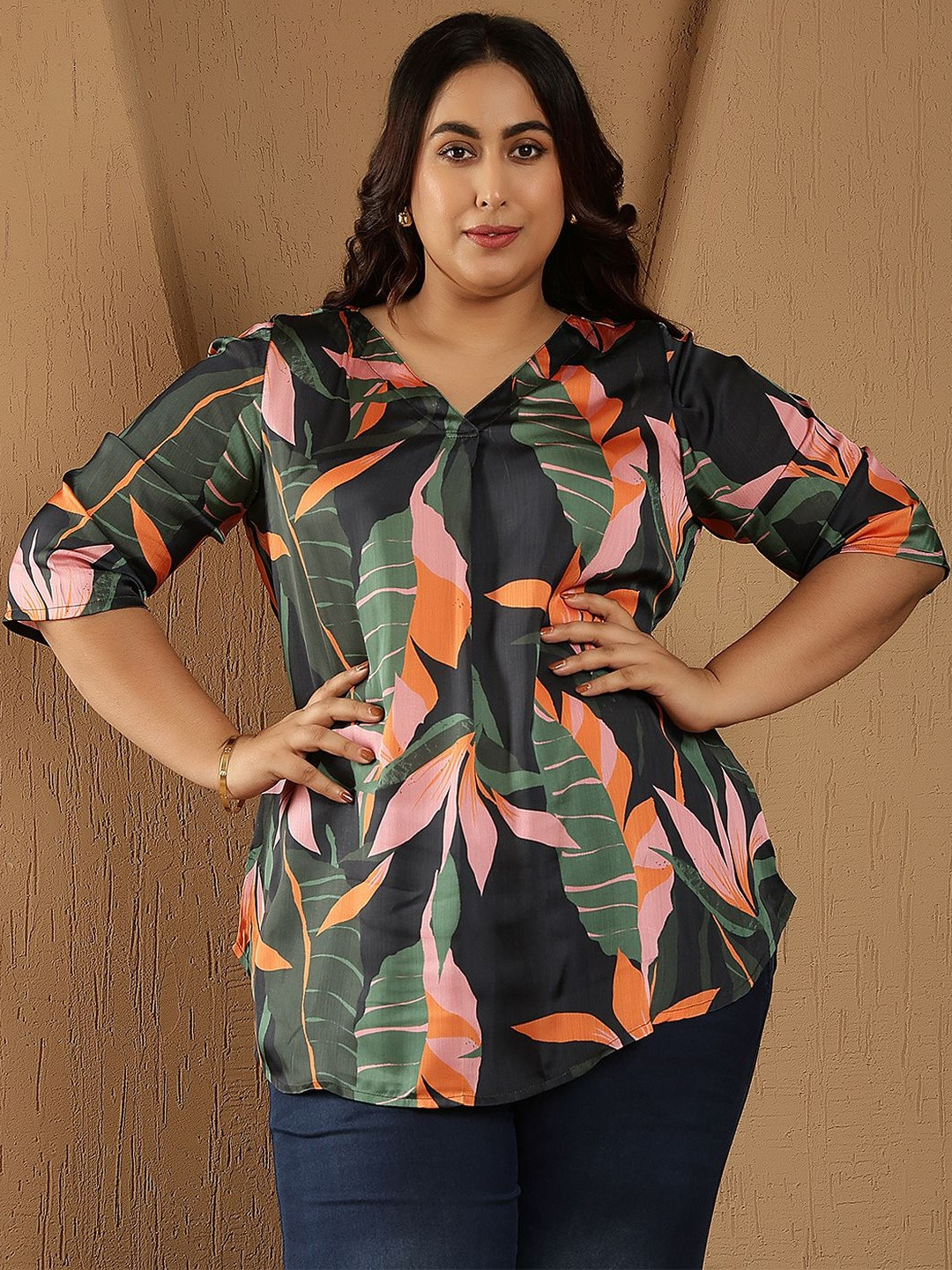Amydus Women Plus Size Black Tropical Leaf Print V-Neck Satin Top