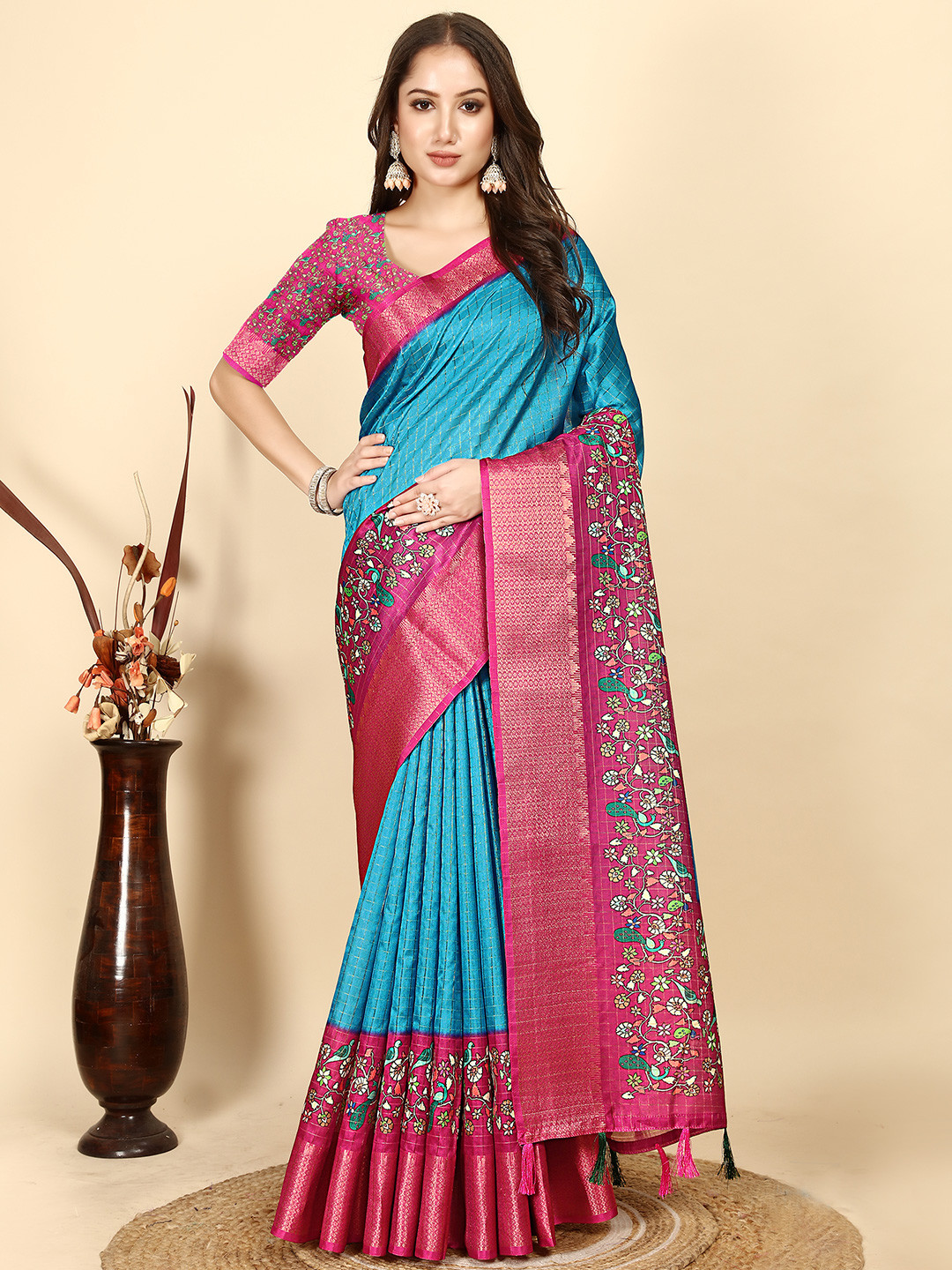 SSHAGUN LIFESTYLE Woven Design Saree With Blouse Piece