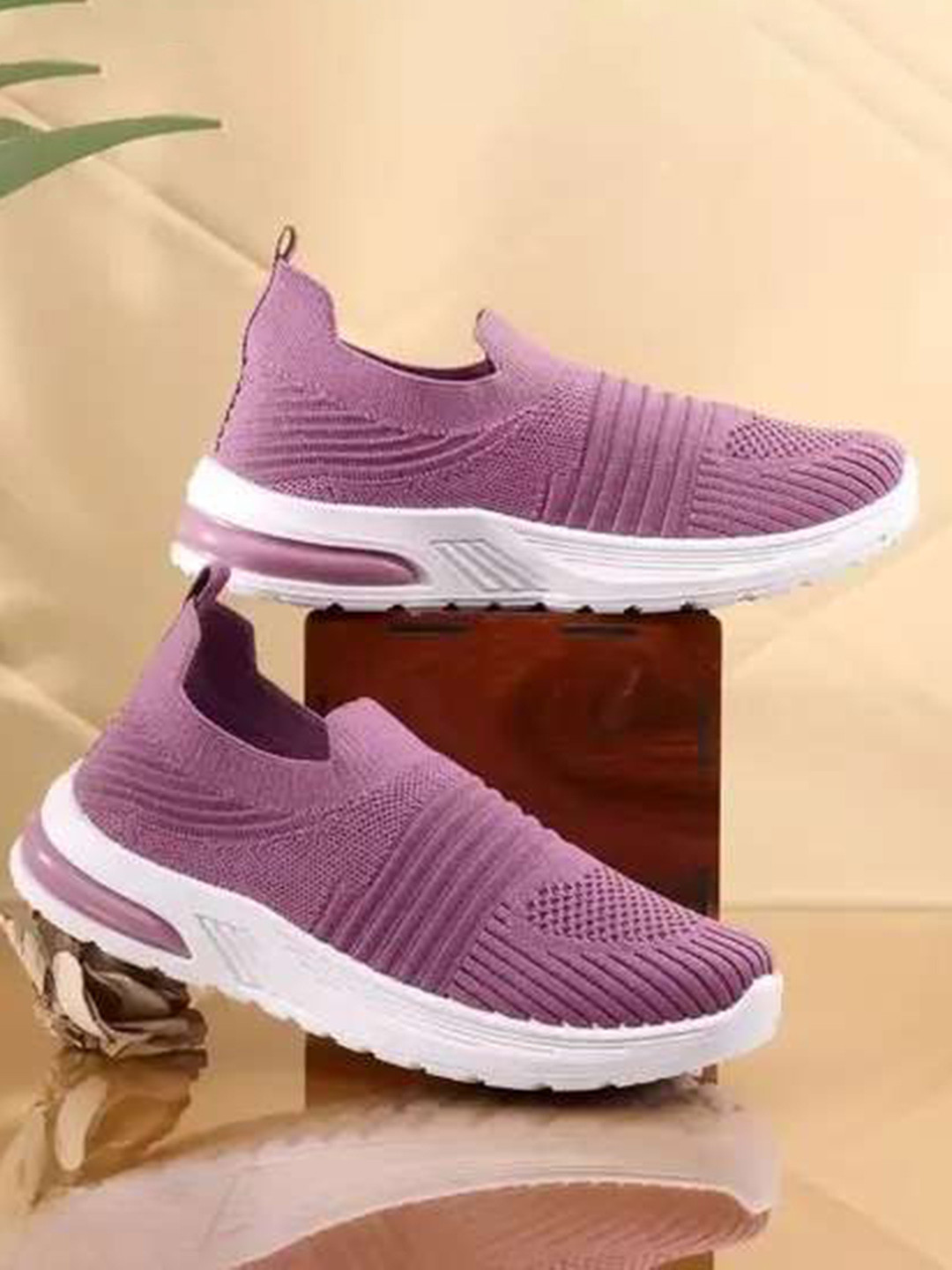 COOPERWINGS Women Mesh Running Non-Marking Sports Shoes