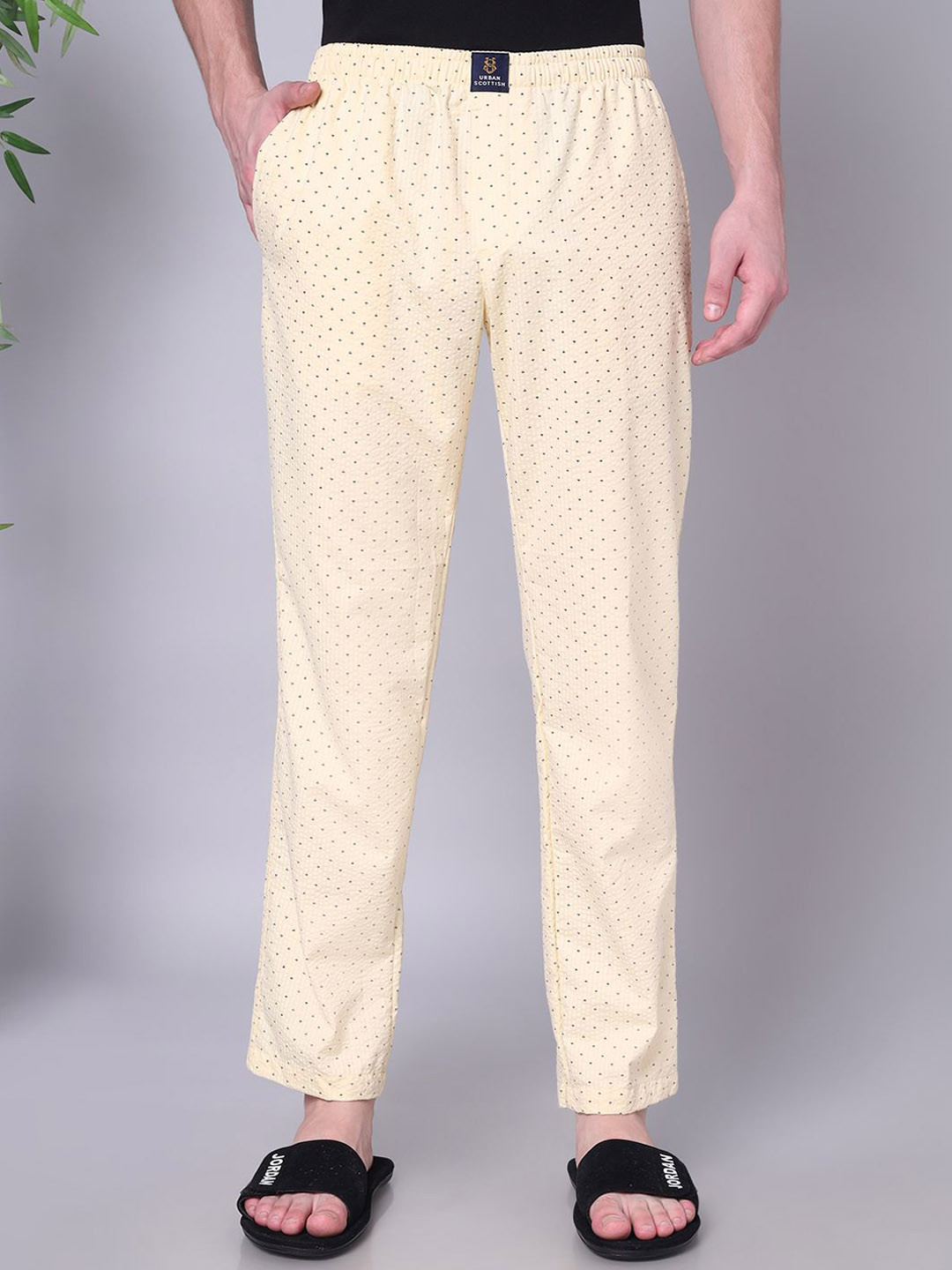 URBAN SCOTTISH Men Polka Dot Printed Regular Fit Cotton Lounge Pants with Side Pockets