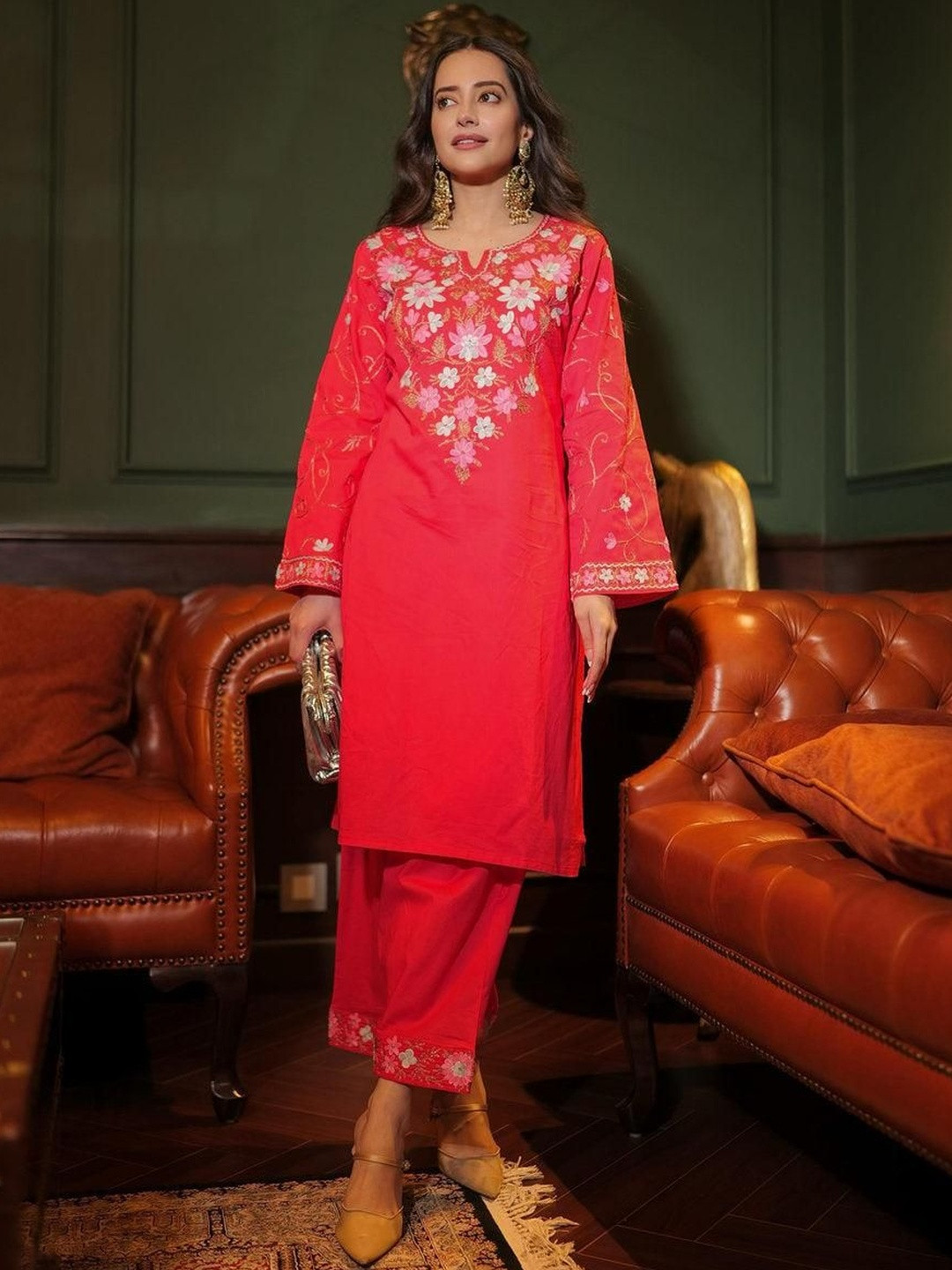 HOUSE OF KARI Pink Komal X HOK Kashmiri Aari Embroidered Kurta Set With Farsi Pants