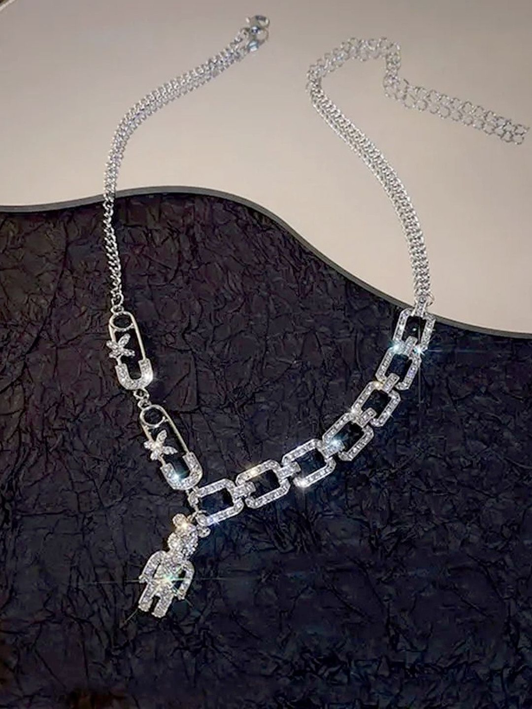 FIMBUL Silver-Plated Crystals Studded Link Chains Teddy Bear Minimal Necklace