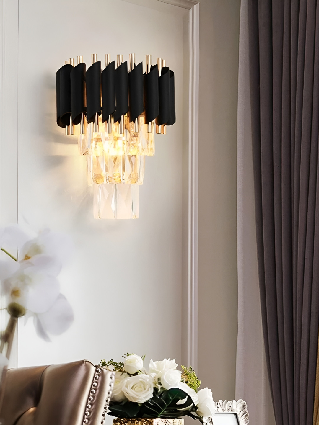 MFD HOME FURNISHING Black Metal Abstract Shaped Solid Crystal Mamba Wall Lamp