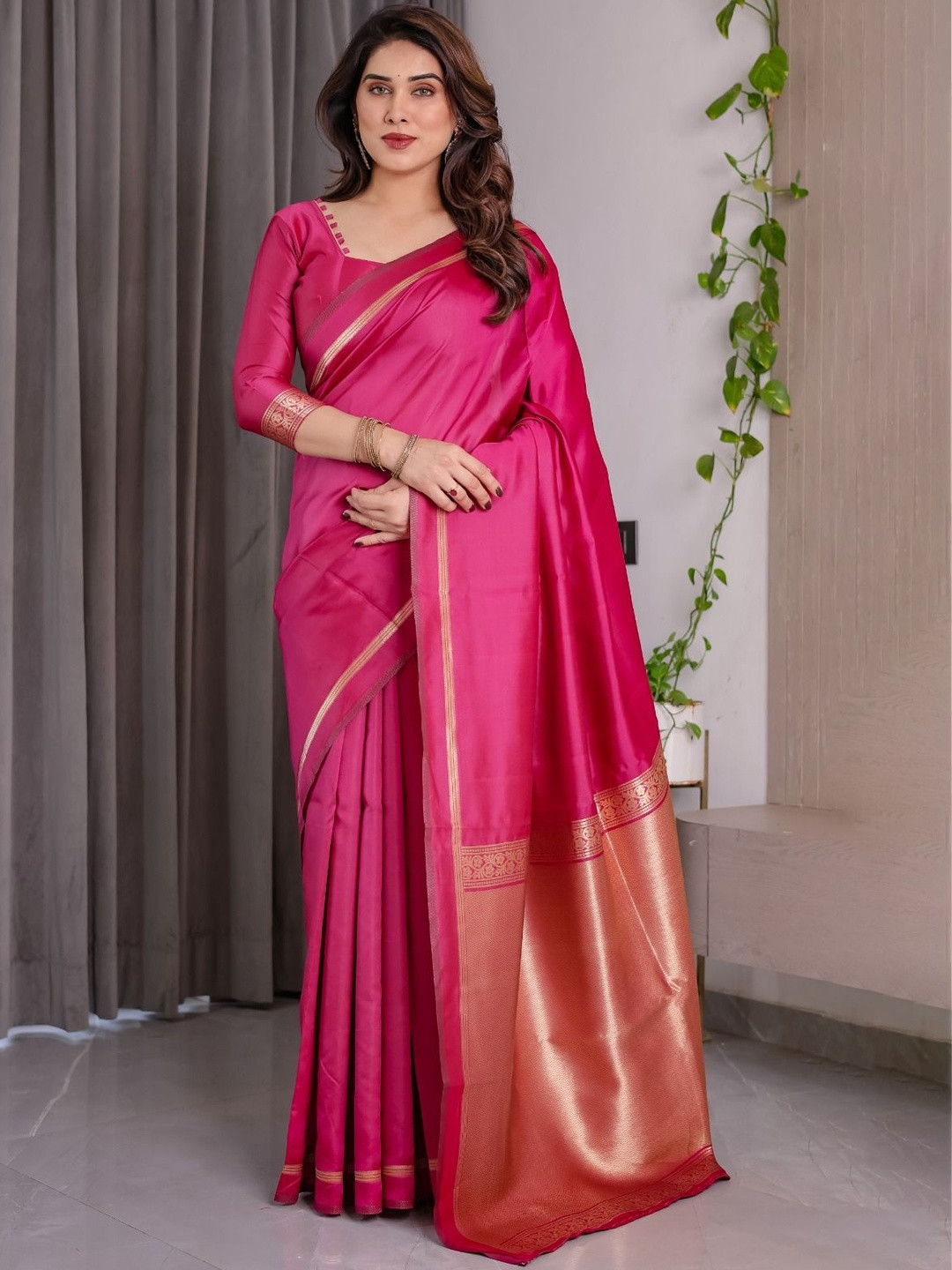 RUNAYA NX Solid Woven Design Zari Banarasi Saree