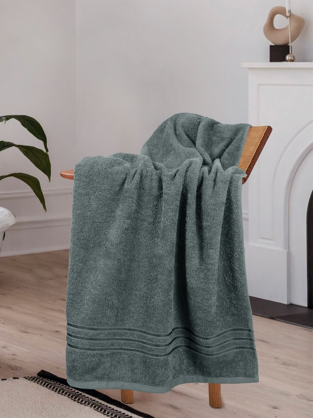 HOME ELEGANCE Grey Pure Cotton 400 GSM Bath Towel