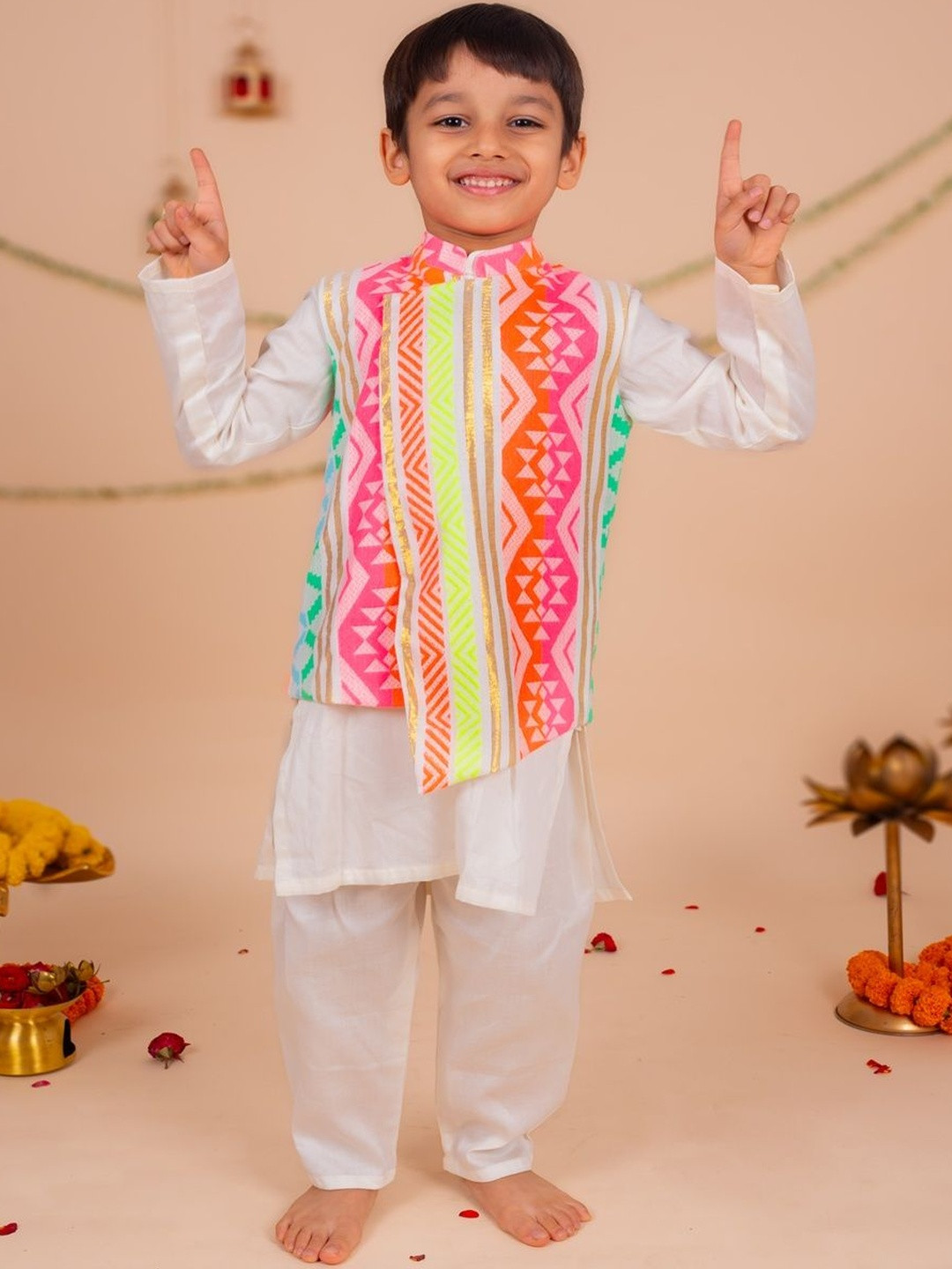 TOPLOVE Boys Printed Cotton Silk Kurta With Pyjamas