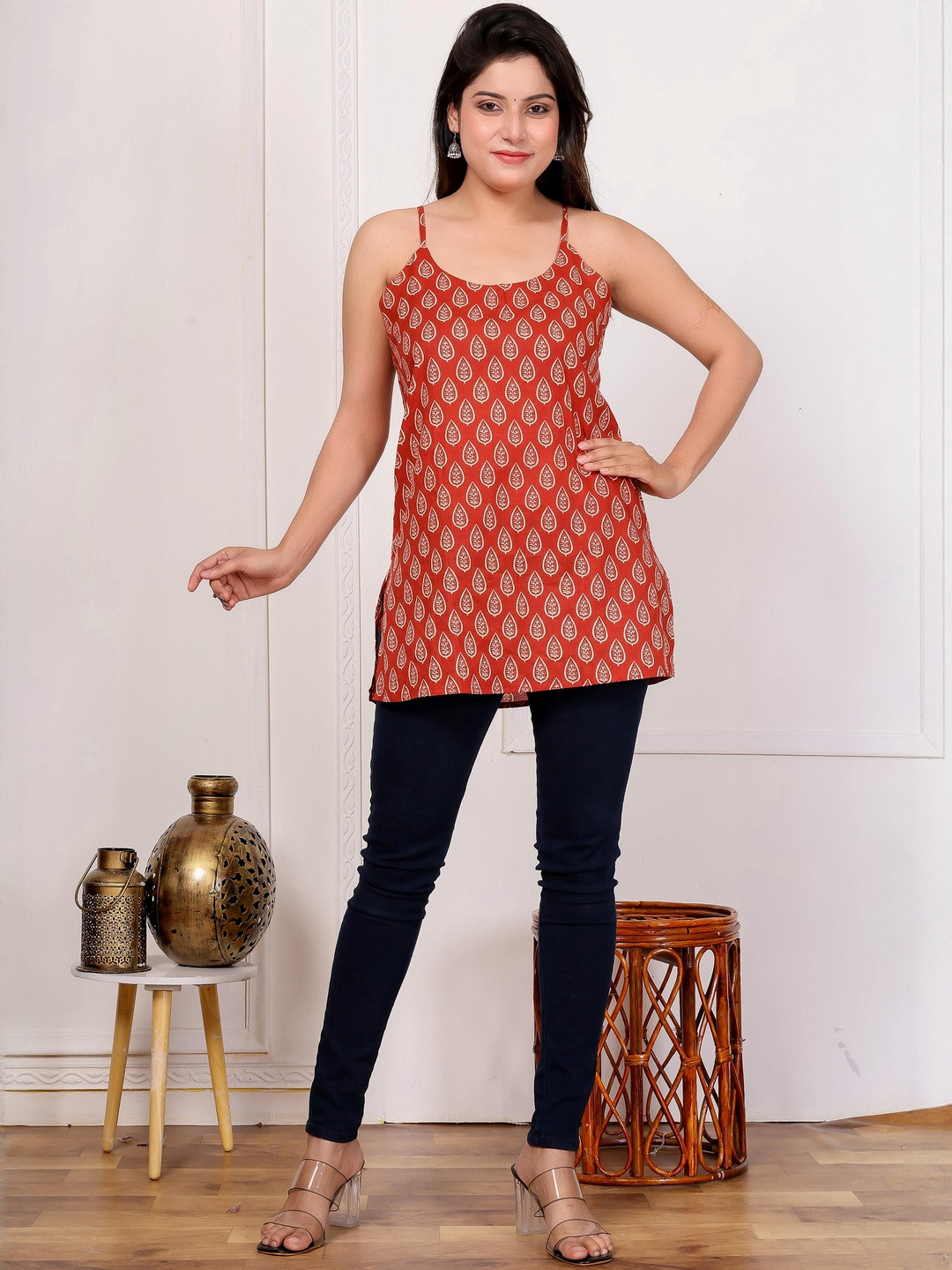 Deeps Fashion Floral Printed Sleeveless Pure Cotton Straight Kurtis