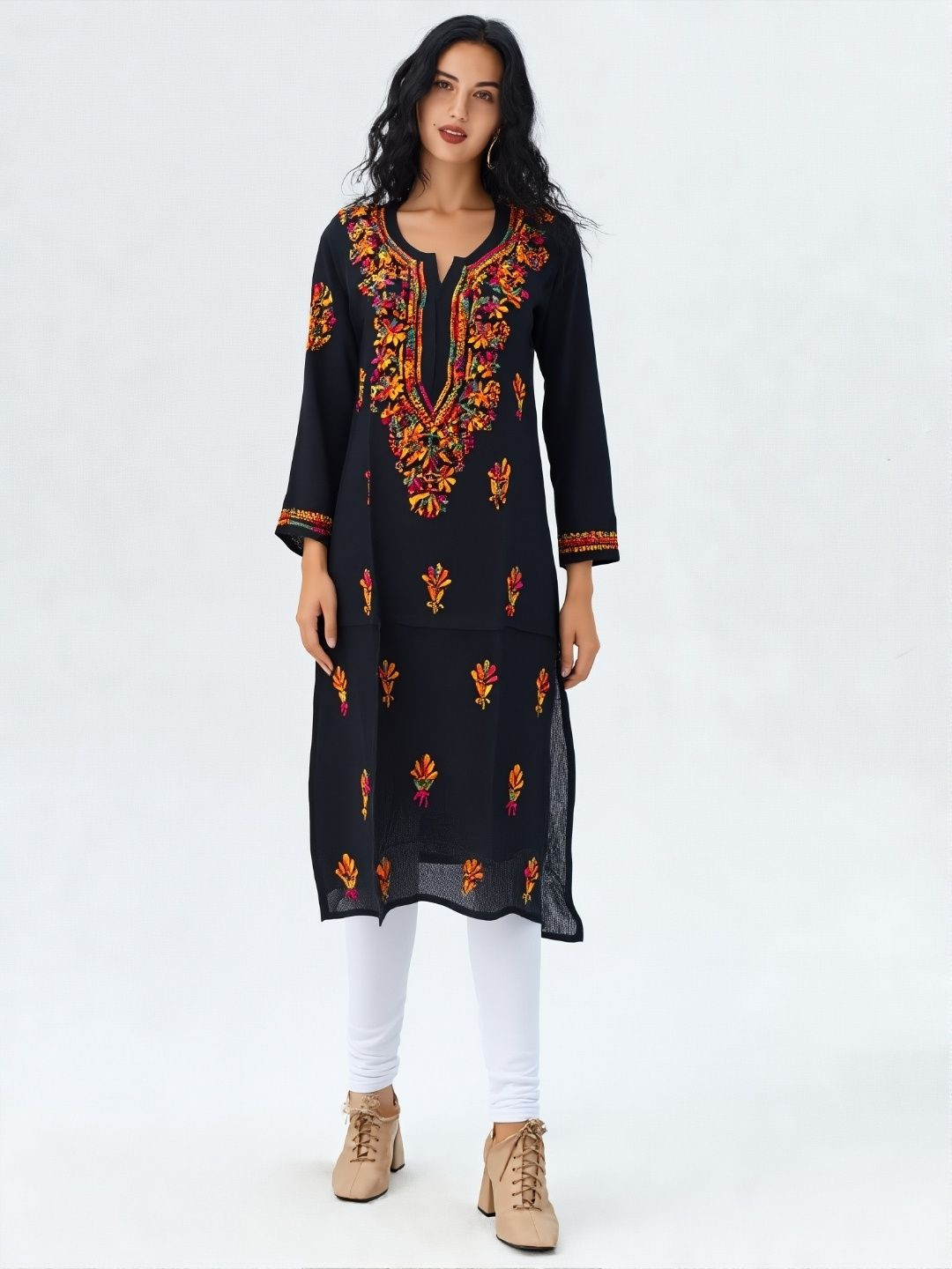 Vineshaa Be You For You Women Embroidered Cotton Chikankari Kurti