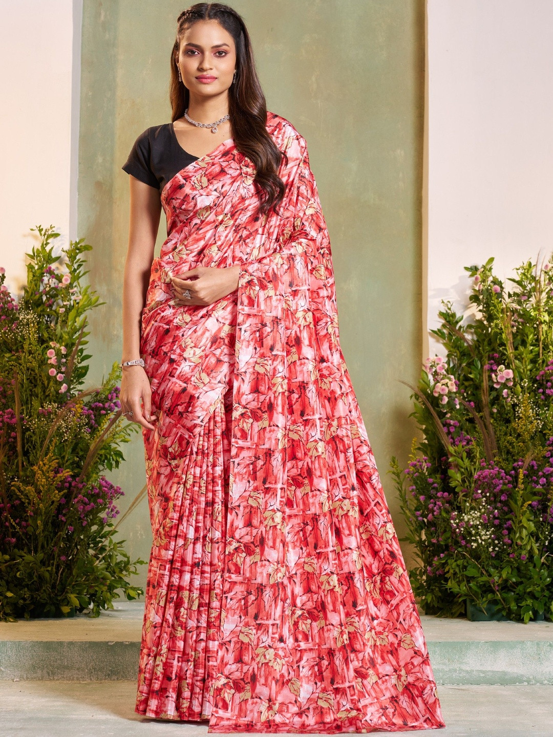 Garden Vareli Floral Printed Fashion Saree