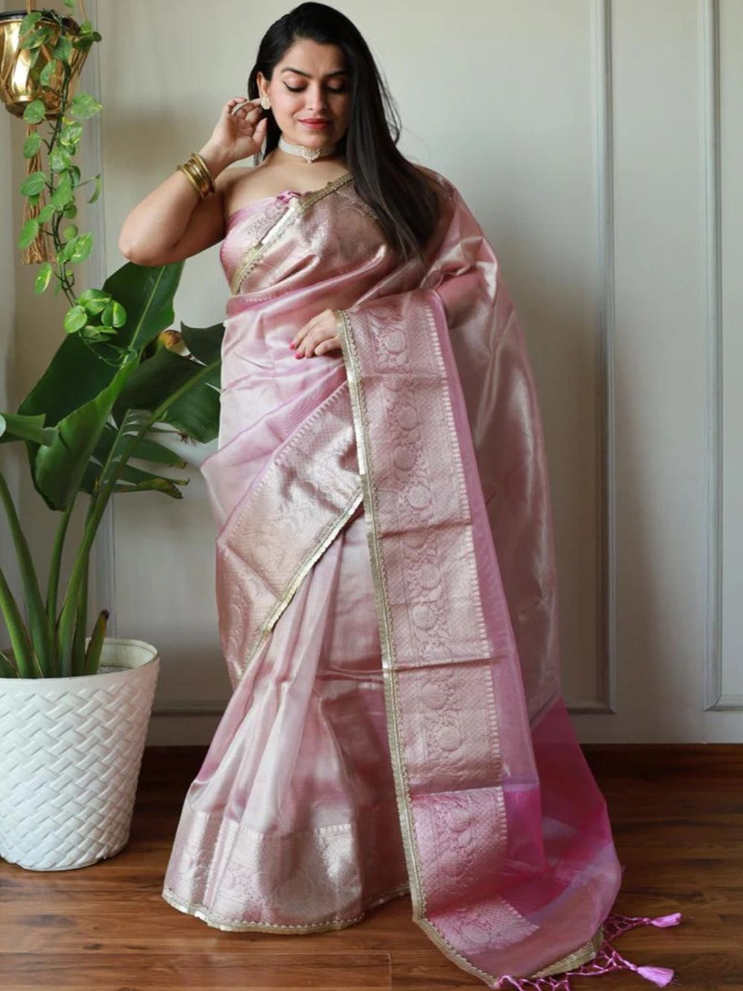 JHAKHAS Zari Tissue Banarasi Saree