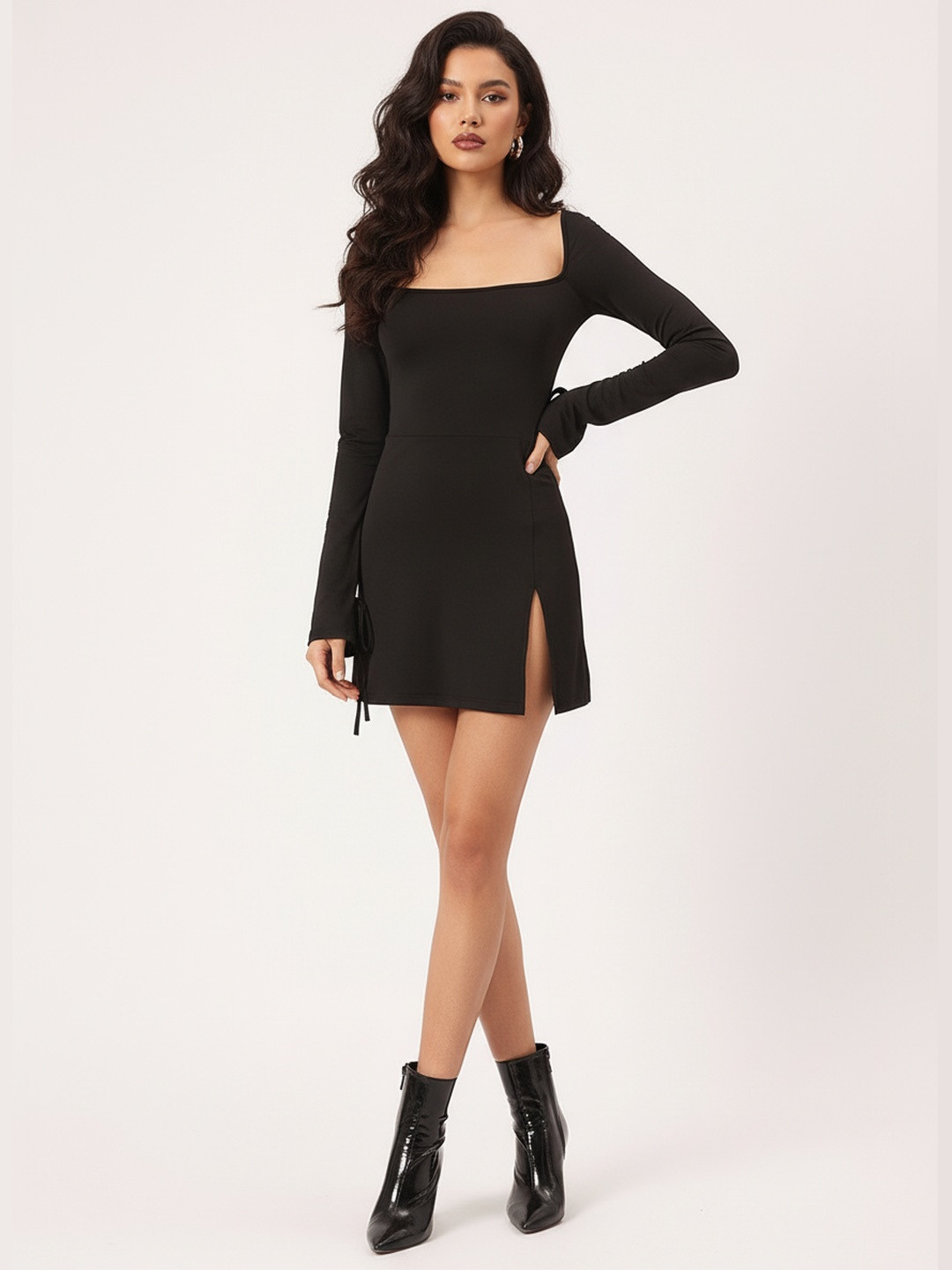DressBerry Fashionista Bell Sleeves Mini Sheath Dress with Slit