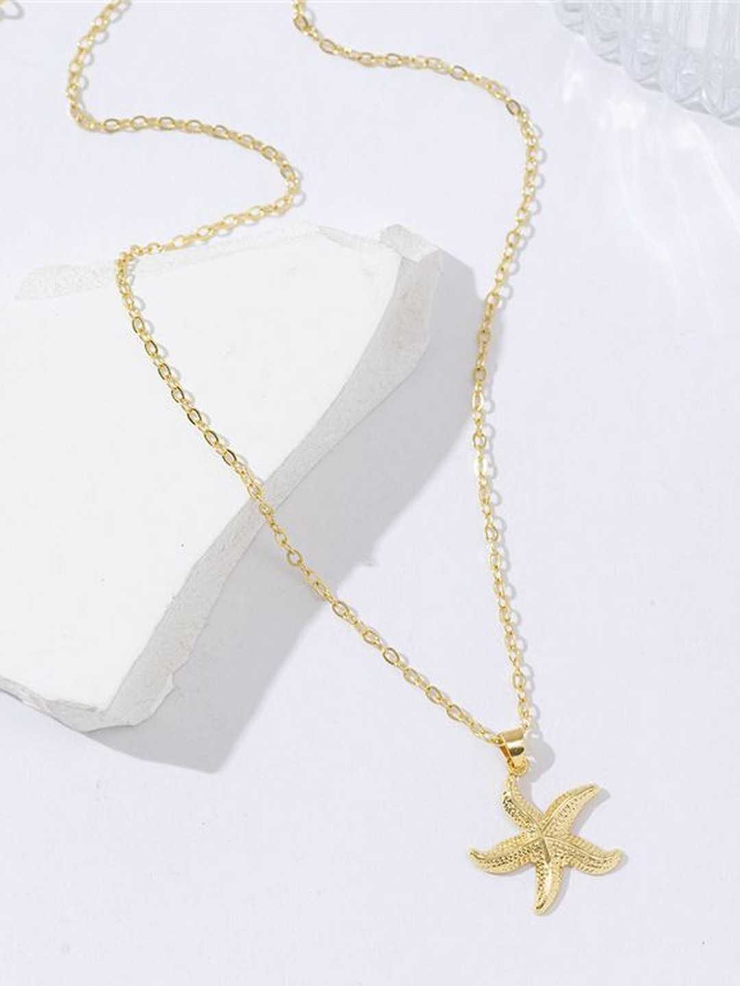 Stoln Starfish Shaped Minimal Necklace