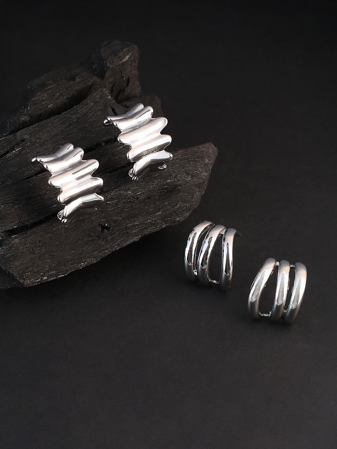 SOHI Pack Of 2 Ripple-Line Hoop Earrings